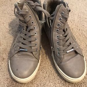 Steve Madden Sneakers